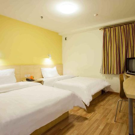 7Days Inn Ezhou Wuchang Avenue Dongjiang International Dış mekan fotoğraf