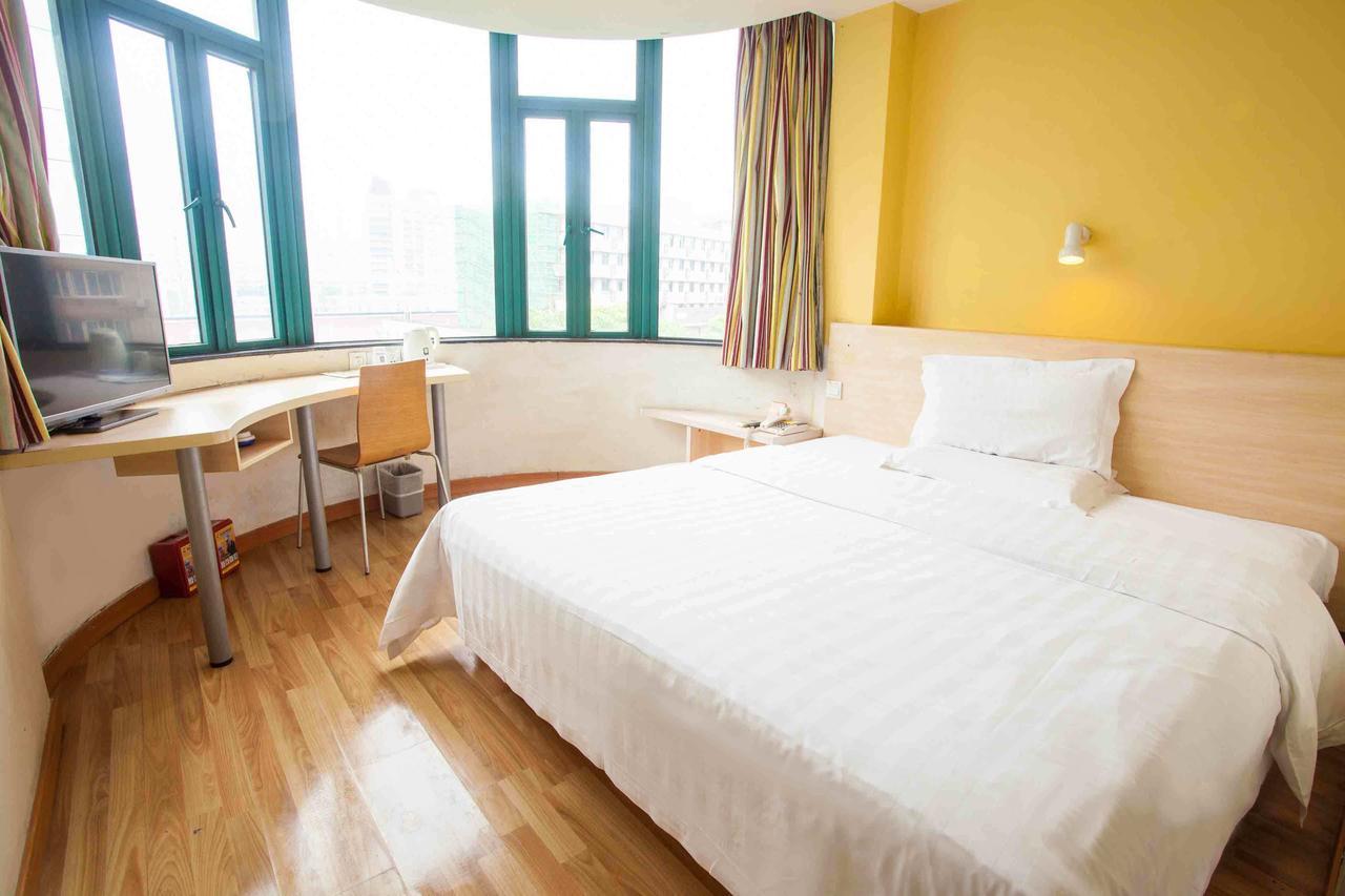 7Days Inn Ezhou Wuchang Avenue Dongjiang International Dış mekan fotoğraf