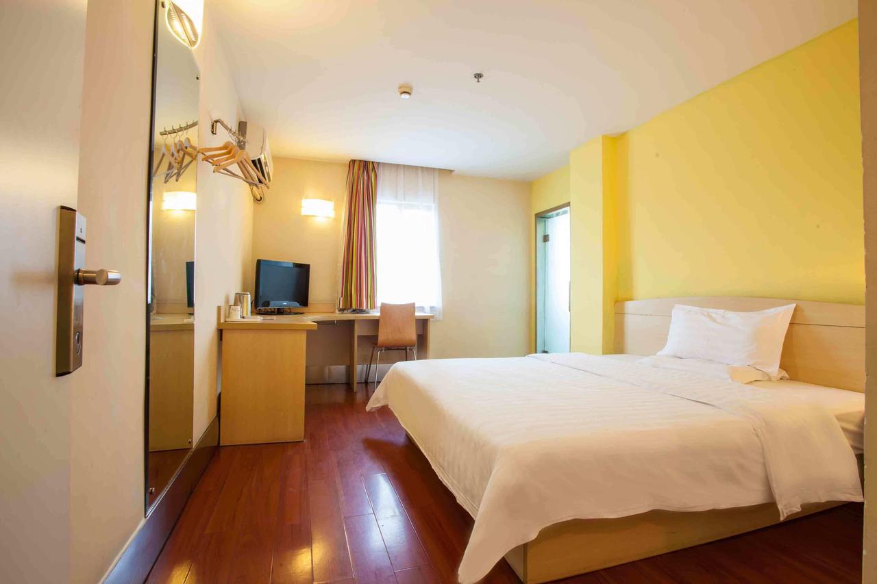 7Days Inn Ezhou Wuchang Avenue Dongjiang International Dış mekan fotoğraf