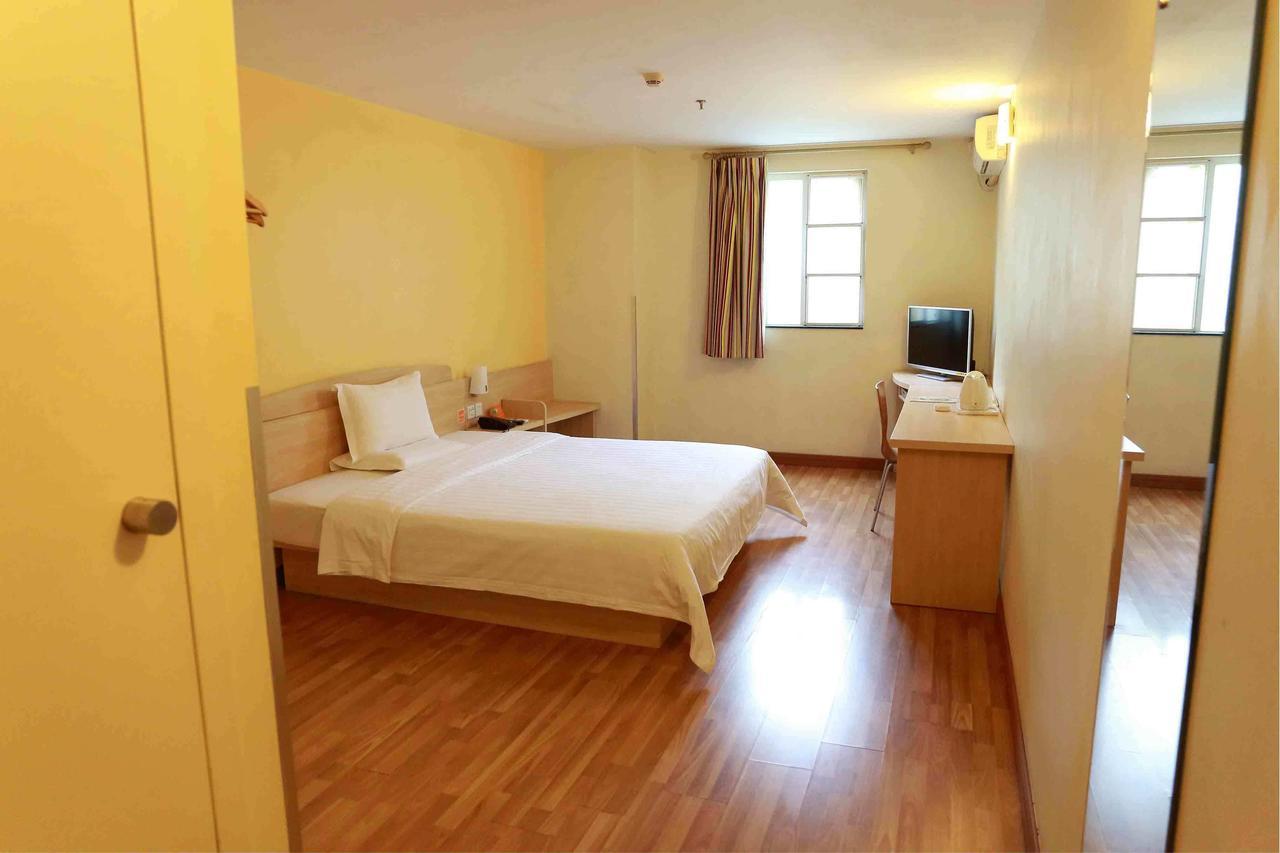 7Days Inn Ezhou Wuchang Avenue Dongjiang International Dış mekan fotoğraf