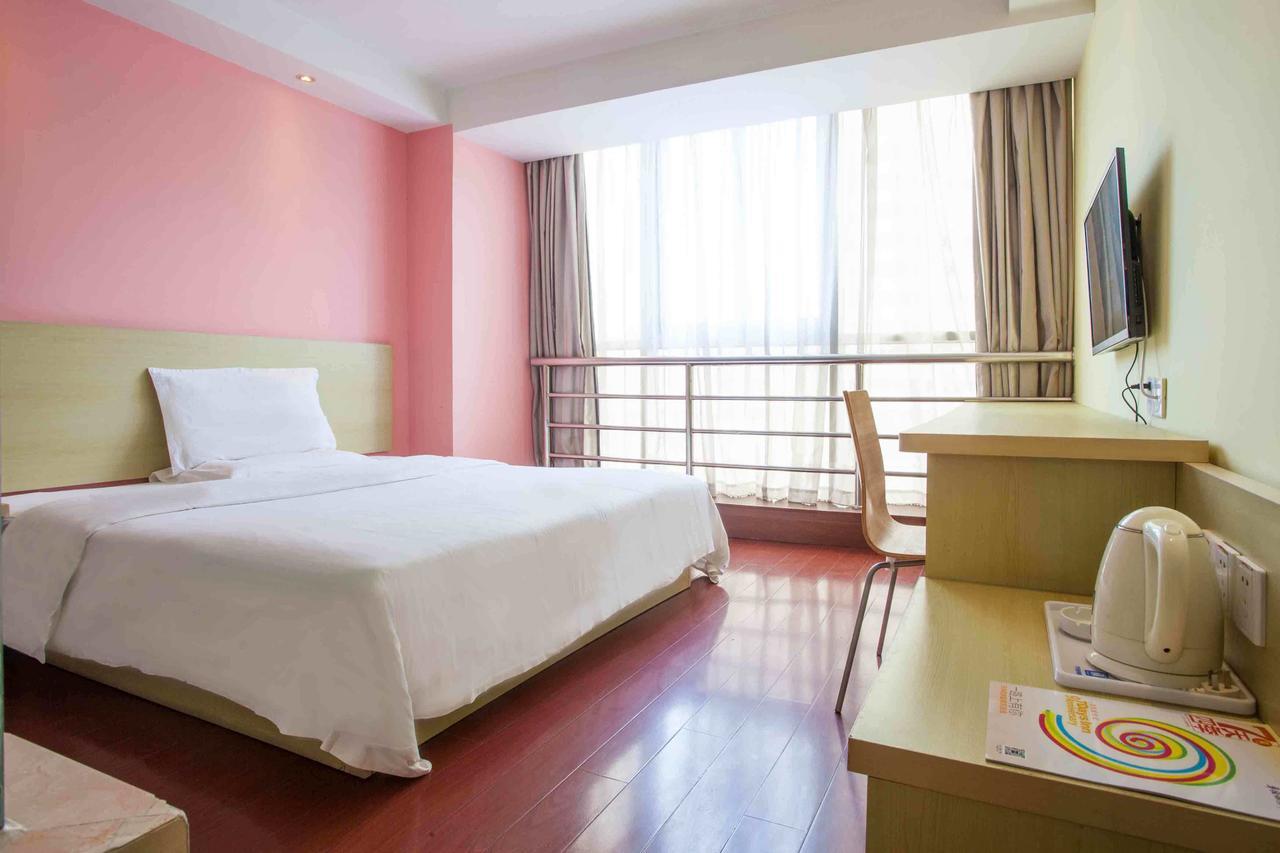 7Days Inn Ezhou Wuchang Avenue Dongjiang International Dış mekan fotoğraf