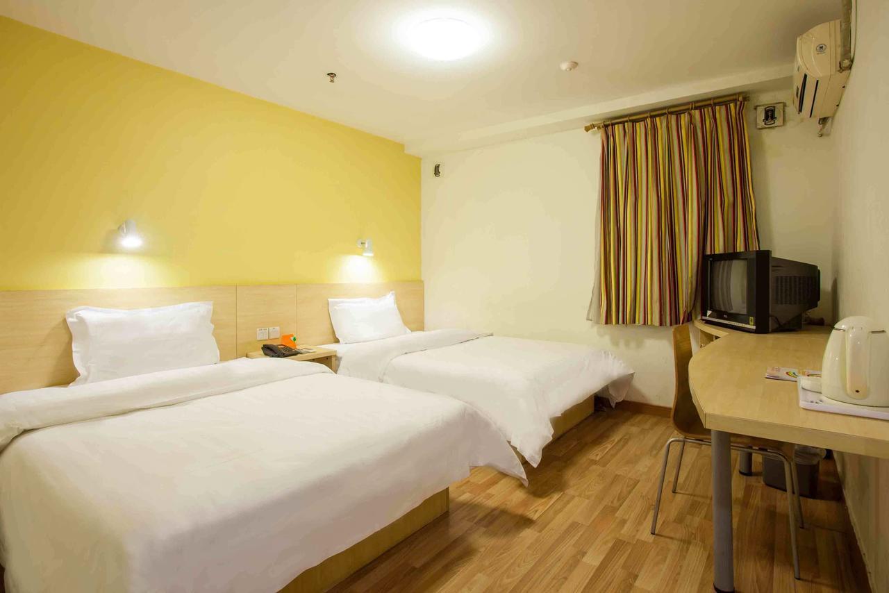 7Days Inn Ezhou Wuchang Avenue Dongjiang International Dış mekan fotoğraf