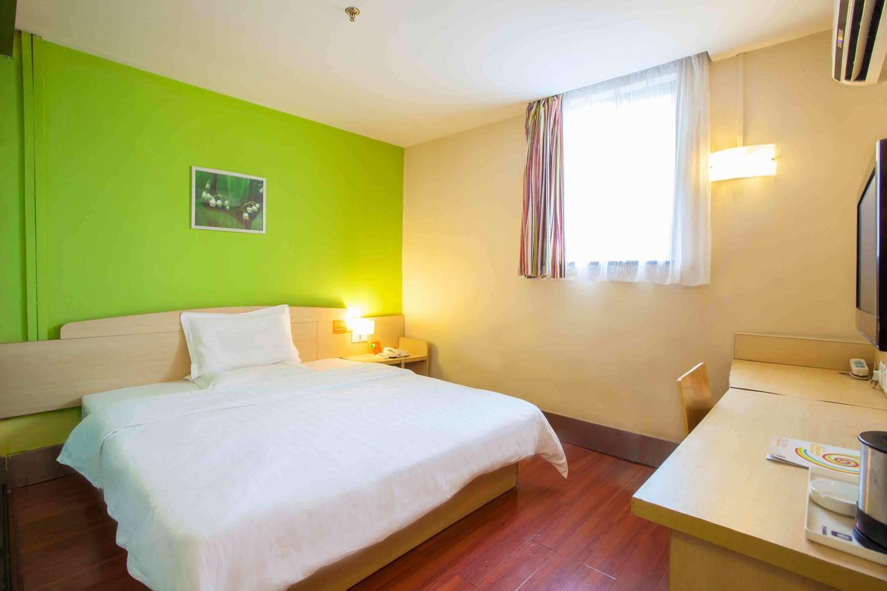 7Days Inn Ezhou Wuchang Avenue Dongjiang International Dış mekan fotoğraf