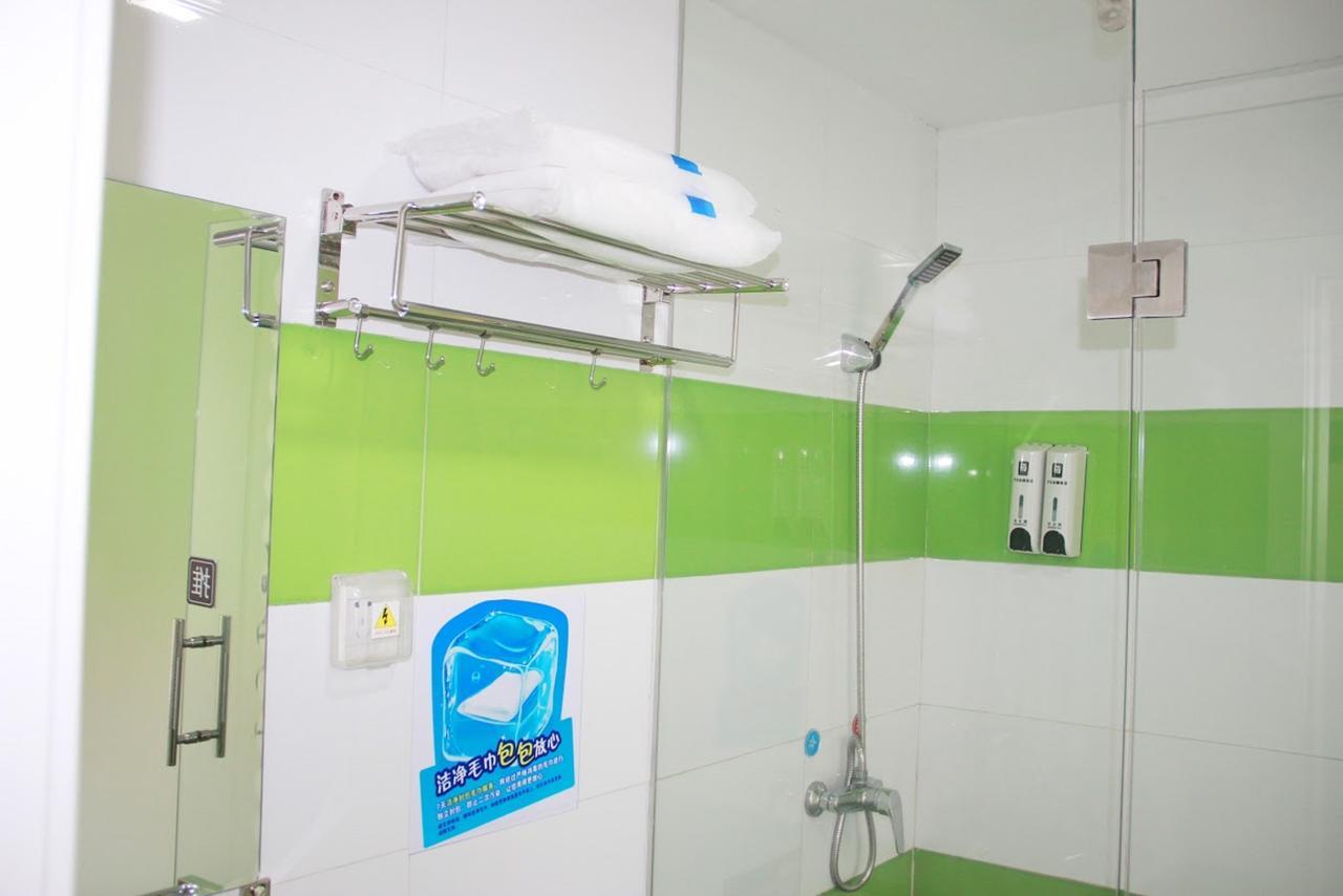 7Days Inn Ezhou Wuchang Avenue Dongjiang International Dış mekan fotoğraf