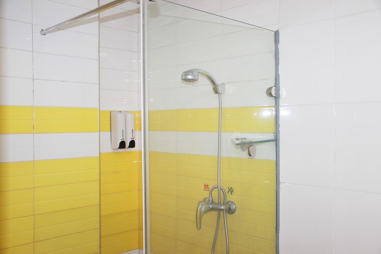 7Days Inn Ezhou Wuchang Avenue Dongjiang International Dış mekan fotoğraf